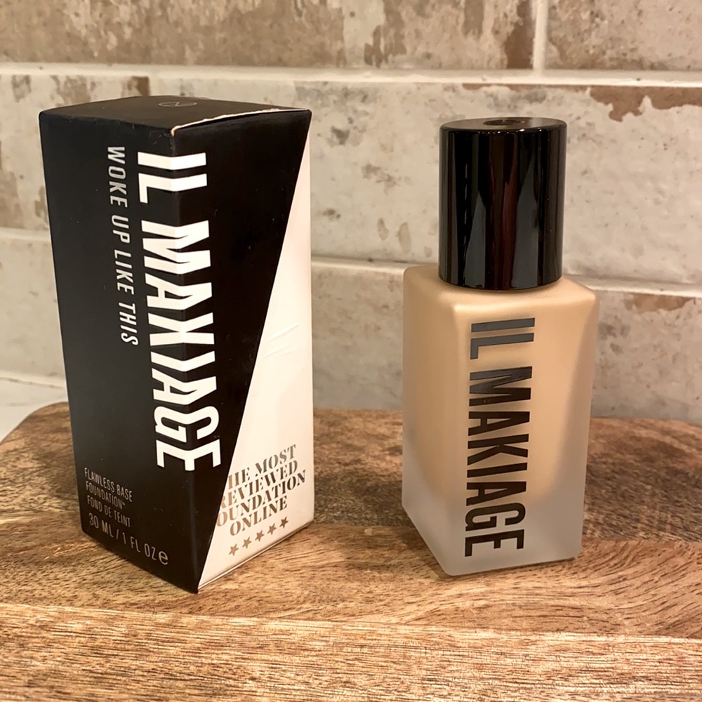 IL MAKIAGE WOKE UP LIKE THIS FOUNDATION: #120